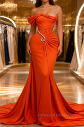 Elegant Floor Length One-should Sleeveless Mermaid Satin Semi Formal Prom Dress with Ruffles